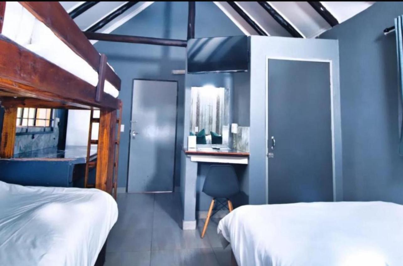 Ndalo Lodge 内尔斯普雷特 外观 照片
