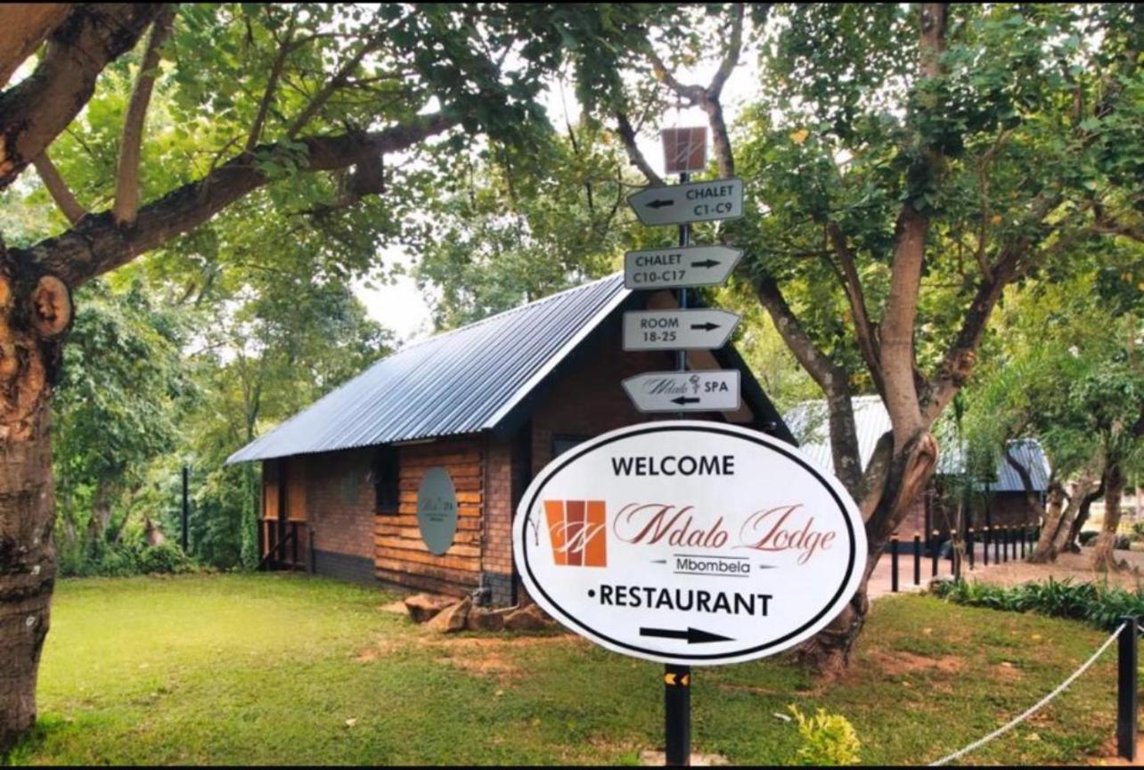 Ndalo Lodge 内尔斯普雷特 外观 照片